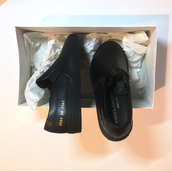 Woman by common projects - Picture 2 of 3